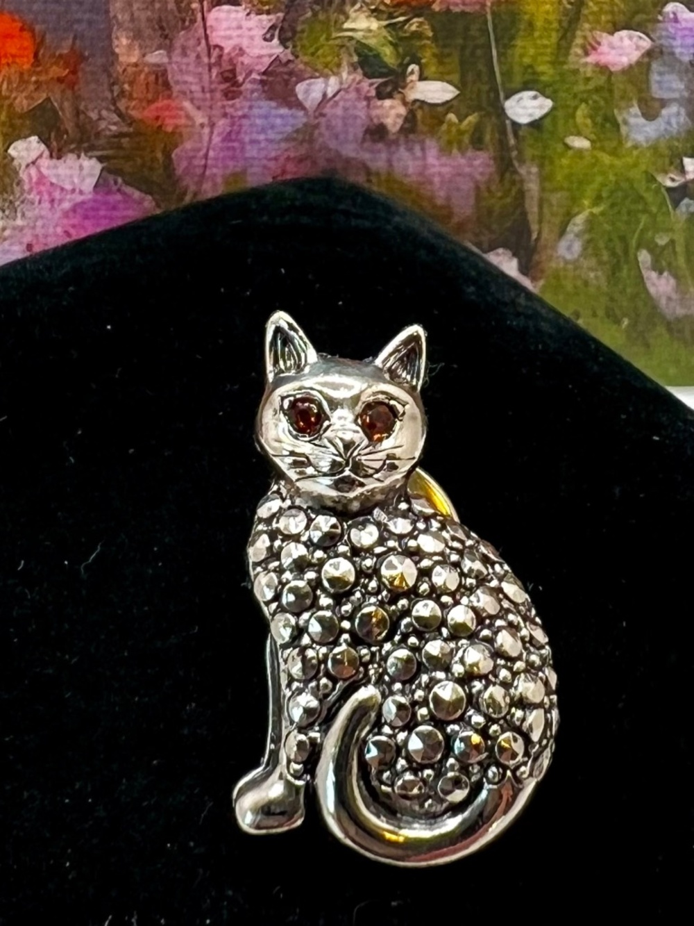 Avon Precious Pet Cat Marcasite Tac Pin 1989